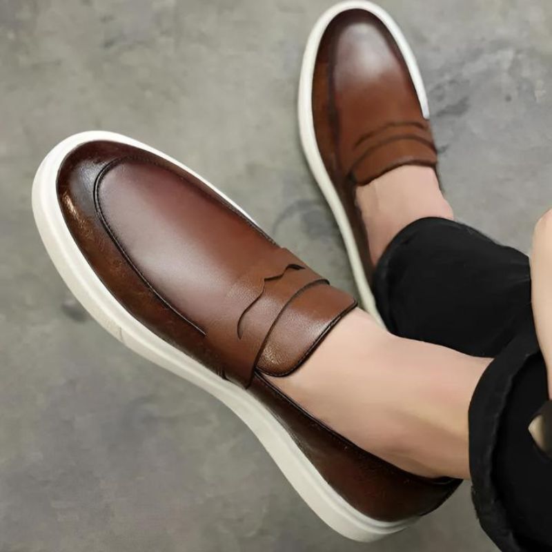 Sapato Mocassim Masculino Casual de Couro e Estilo Britânico