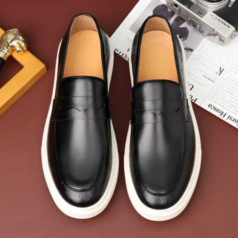 Sapato Mocassim Masculino Casual de Couro e Estilo Britânico