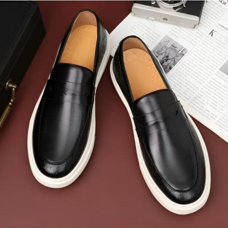 Sapato Mocassim Masculino Casual de Couro e Estilo Britânico