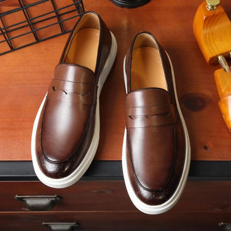 Sapato Mocassim Masculino Casual de Couro e Estilo Britânico